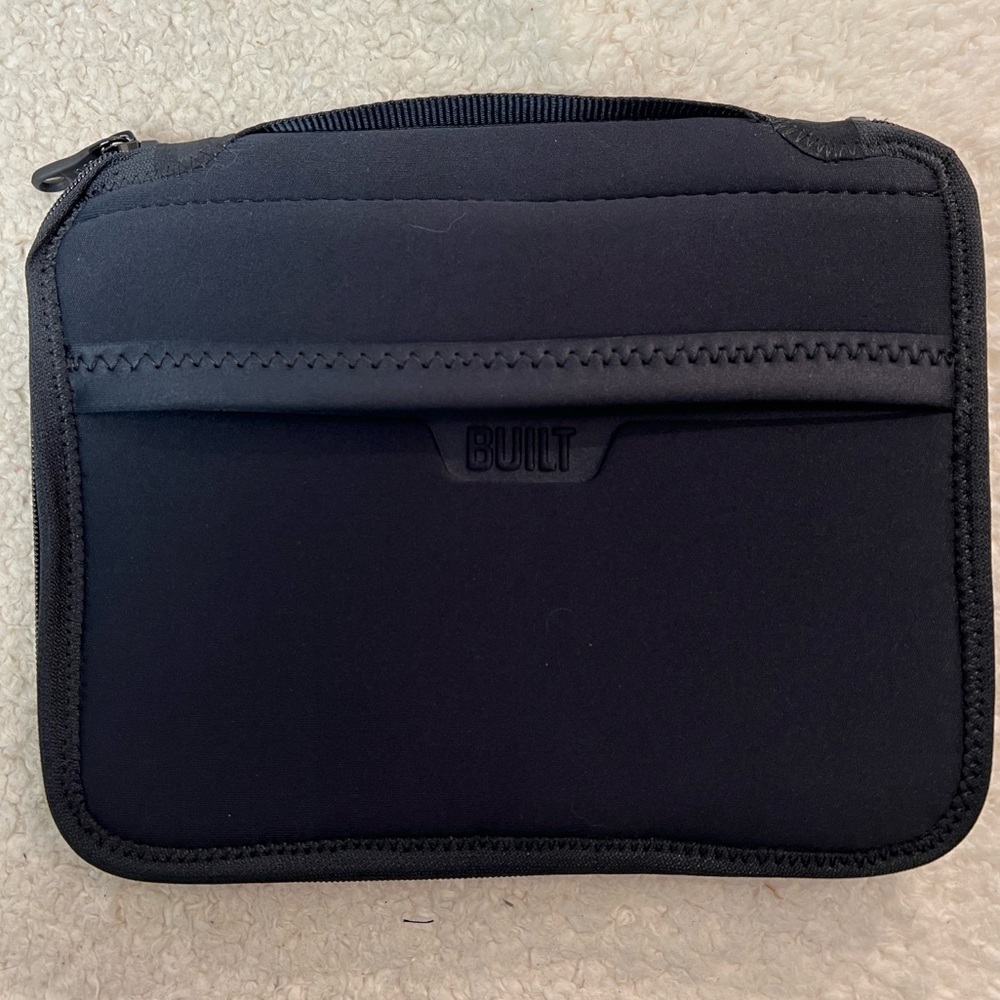 BUILT NY Neoprene Zip Folio Case for All iPads - Picture 10 of 12